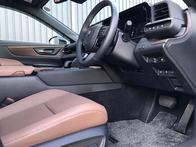 クラウン Z モデリスタエアロ ブラックパッケージ パノラマルーフ ★オプション装備車★モデリスタエアロパーツ【フロントスポイラー・サイドスカート・リヤスパッツ】★モデリスタ・ミラーガーニッシュ★ボディカラー・プレシャスブラックパール【219】(21枚目)