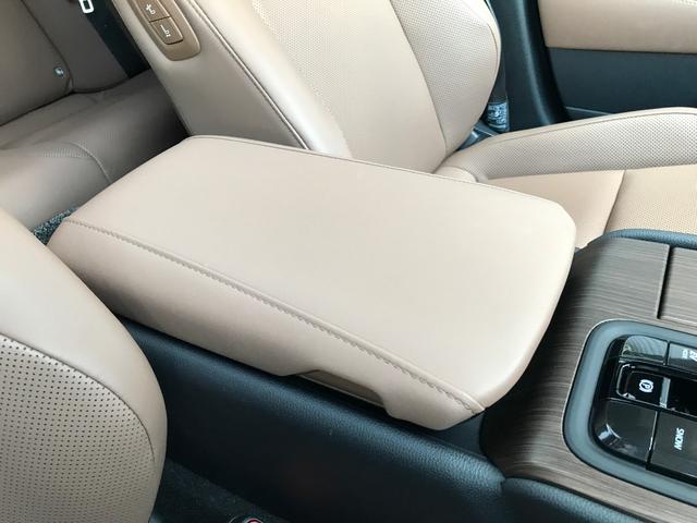 クラウン Z モデリスタエアロ ブラックパッケージ パノラマルーフ ★オプション装備車★モデリスタエアロパーツ【フロントスポイラー・サイドスカート・リヤスパッツ】★モデリスタ・ミラーガーニッシュ★ボディカラー・プレシャスブラックパール【219】(26枚目)