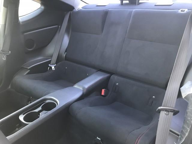 ８６ ＧＴ　パドルシフト６速　トルセンＬＳＤ　コーナーセンサー　★純正ナビＴＶ★Ｂｌｕｅｔｏｏｔｈ★ＥＴＣ【ナビ連動式】★バックモニター★コーナーセンサー付★ＶＳＣ－ＴＲＣ★サイド・カーテンエアバック★革巻きステアリング★パドルシフト【６速】（26枚目）