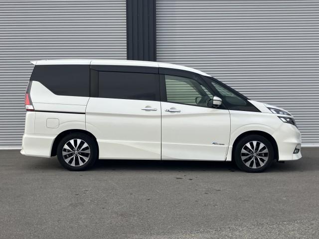 セレナ ハイウェイスター Vセレクション 専用アルパインナビTV ★ユーザー買取車!★AA出品歴無し!★セレナ専用アルパインナビTV★フルセグ★DVD再生★Blue tooth★インテリジェントパーキングアシスト★アラウンドビューモニター(18枚目)