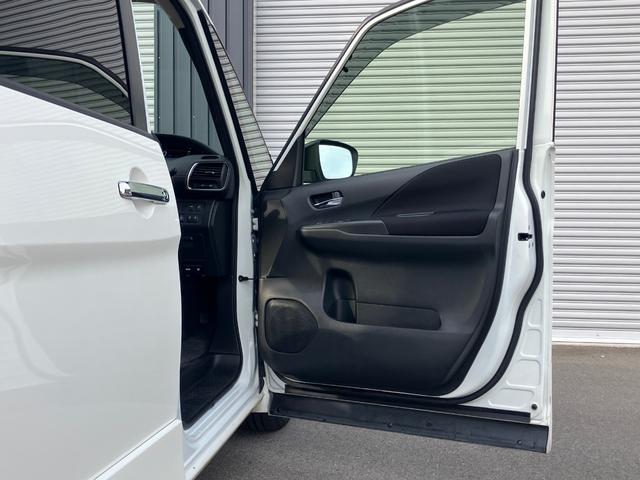 セレナ ハイウェイスター Vセレクション 専用アルパインナビTV ★ユーザー買取車!★AA出品歴無し!★セレナ専用アルパインナビTV★フルセグ★DVD再生★Blue tooth★インテリジェントパーキングアシスト★アラウンドビューモニター(48枚目)