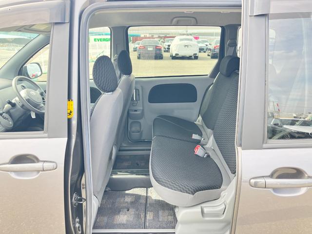 シエンタ Ｘリミテッド　３列シート７人乗り　純正エアロ　ＳＤナビＴＶ　★ＤＶＤ再生付★ＣＤオーディオ★バックガイドモニター★オプションセンターコンソールボックス付★エントリーキーレス★左側パワースライドドア★電動格納式リモコンドアミラー（31枚目）