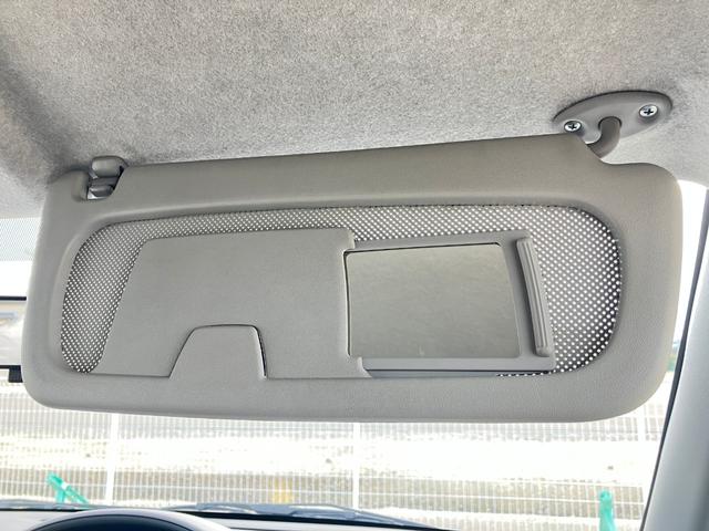 シエンタ Ｘリミテッド　３列シート７人乗り　純正エアロ　ＳＤナビＴＶ　★ＤＶＤ再生付★ＣＤオーディオ★バックガイドモニター★オプションセンターコンソールボックス付★エントリーキーレス★左側パワースライドドア★電動格納式リモコンドアミラー（52枚目）