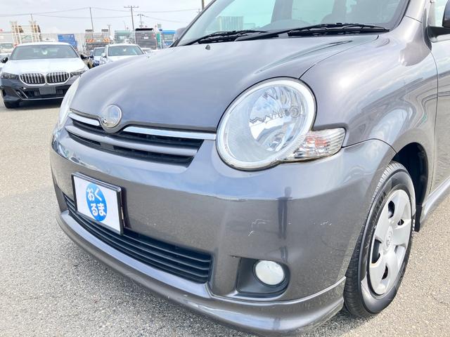 シエンタ Ｘリミテッド　３列シート７人乗り　純正エアロ　ＳＤナビＴＶ　★ＤＶＤ再生付★ＣＤオーディオ★バックガイドモニター★オプションセンターコンソールボックス付★エントリーキーレス★左側パワースライドドア★電動格納式リモコンドアミラー（64枚目）