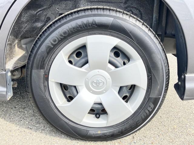 シエンタ Ｘリミテッド　３列シート７人乗り　純正エアロ　ＳＤナビＴＶ　★ＤＶＤ再生付★ＣＤオーディオ★バックガイドモニター★オプションセンターコンソールボックス付★エントリーキーレス★左側パワースライドドア★電動格納式リモコンドアミラー（73枚目）