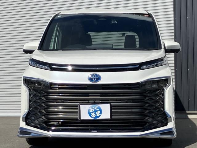 ヴォクシー ハイブリッドS-Z モデリスタエアロ ユニバーサルS ★オプション装備車★モデリスタエアロパーツセットA【フロントスポイラー・サイドスカート(ユニバーサルステップ付車)・リヤスカート】★モデリスタサイドドアガーニッシュ付(12枚目)