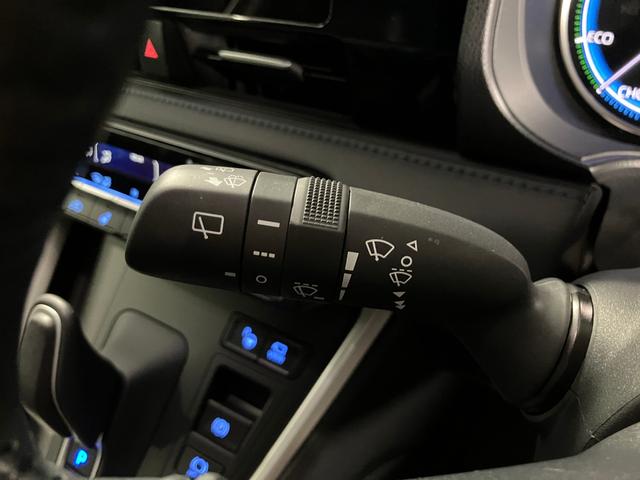 ヴォクシー ハイブリッドS-Z モデリスタエアロ ユニバーサルS ★オプション装備車★モデリスタエアロパーツセットA【フロントスポイラー・サイドスカート(ユニバーサルステップ付車)・リヤスカート】★モデリスタサイドドアガーニッシュ付(31枚目)