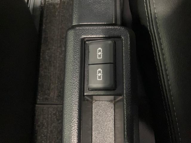 ヴォクシー ハイブリッドS-Z モデリスタエアロ ユニバーサルS ★オプション装備車★モデリスタエアロパーツセットA【フロントスポイラー・サイドスカート(ユニバーサルステップ付車)・リヤスカート】★モデリスタサイドドアガーニッシュ付(43枚目)