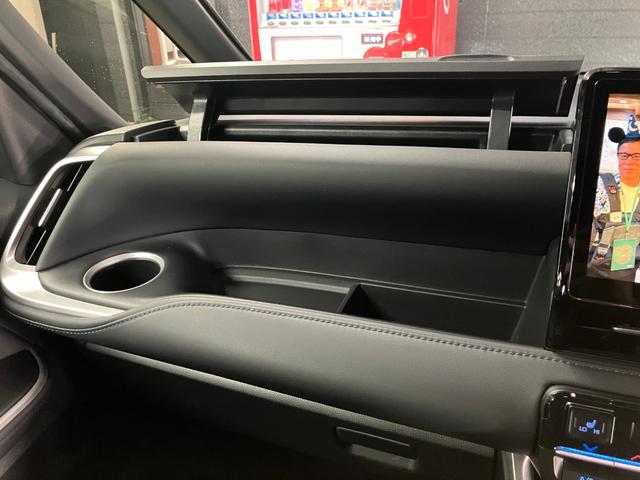 ヴォクシー ハイブリッドS-Z モデリスタエアロ ユニバーサルS ★オプション装備車★モデリスタエアロパーツセットA【フロントスポイラー・サイドスカート(ユニバーサルステップ付車)・リヤスカート】★モデリスタサイドドアガーニッシュ付(48枚目)