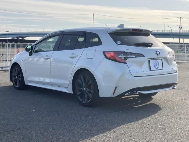 カローラツーリング ハイブリッド　ダブルバイビー　ハンドル＆シート・ヒーター付　★オプション装備車★ホワイトパールクリスタルシャイン・ボディカラー【０７０】★内装シート色・ブラックインテリア★セーフティセンス★ブラインドスポットモニター（15枚目）