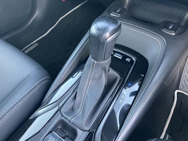 カローラツーリング ハイブリッド　ダブルバイビー　ハンドル＆シート・ヒーター付　★オプション装備車★ホワイトパールクリスタルシャイン・ボディカラー【０７０】★内装シート色・ブラックインテリア★セーフティセンス★ブラインドスポットモニター（35枚目）