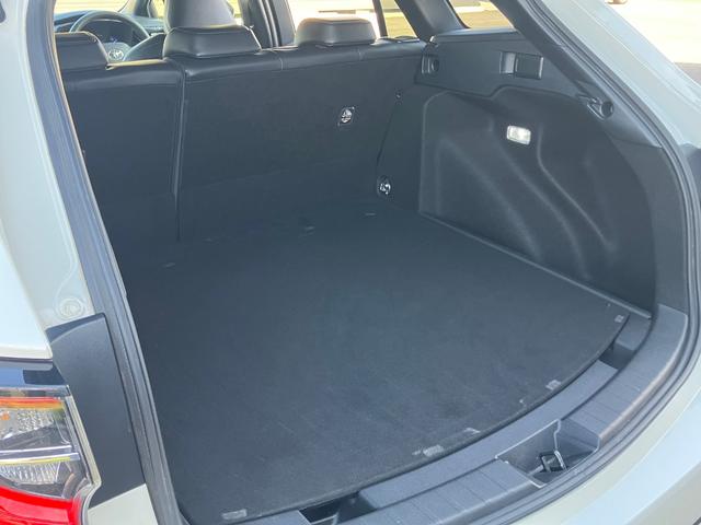 カローラツーリング ハイブリッド　ダブルバイビー　ハンドル＆シート・ヒーター付　★オプション装備車★ホワイトパールクリスタルシャイン・ボディカラー【０７０】★内装シート色・ブラックインテリア★セーフティセンス★ブラインドスポットモニター（48枚目）