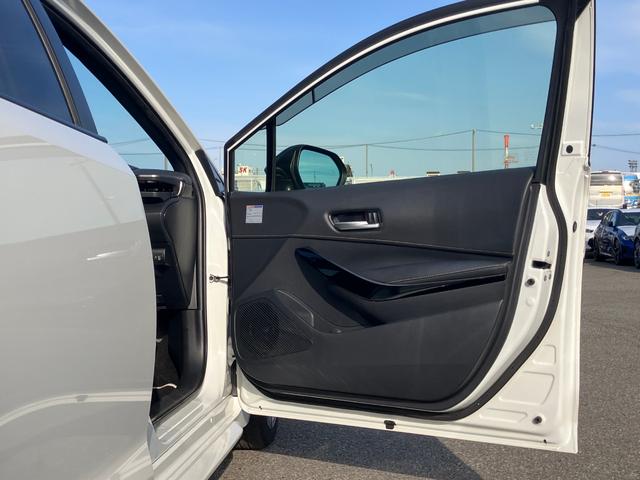 カローラツーリング ハイブリッド　ダブルバイビー　ハンドル＆シート・ヒーター付　★オプション装備車★ホワイトパールクリスタルシャイン・ボディカラー【０７０】★内装シート色・ブラックインテリア★セーフティセンス★ブラインドスポットモニター（50枚目）