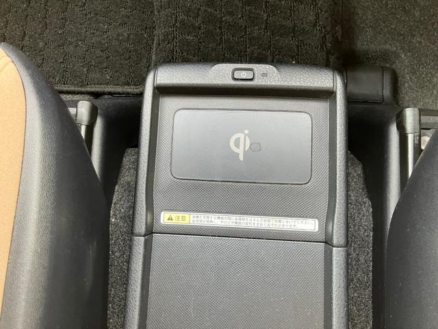 ノア ハイブリッドG カロッツェリアナビTV ハイブリッドG カロッツェリアナビTV 後席アルパインフリップダ★カロッツェリアSDナビTV★Bluetooth★DVD再生付★ETC★バックモニター★アルパイン後席フリップダウンモニター(22枚目)