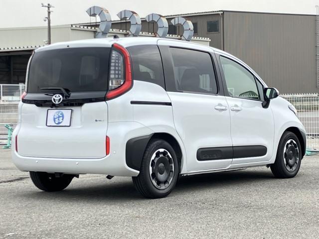 シエンタ ハイブリッドZ 両側パワースライドドア 3列シート7人乗り ★両側パワースライドドア★純正10.5インチフルセグナビ★レーダークルーズコントロール★パノラミックビューモニター★Bi-Beam LEDヘッドランプ(18枚目)