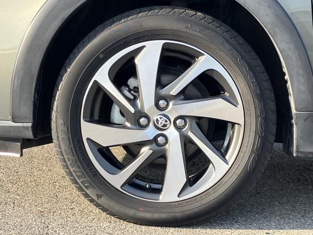 アクア クロスオーバー　グラム　　特別仕様車　シートヒーター　★セーフティセンス★パーキングサポートブレーキ【ＰＫＳＢ】★クリアランスソナー★先行車発進アラーム★純正ドライブレコーダー付★４．２インチカラーＴＦＴマルチインフォメーションディスプレイ（64枚目）