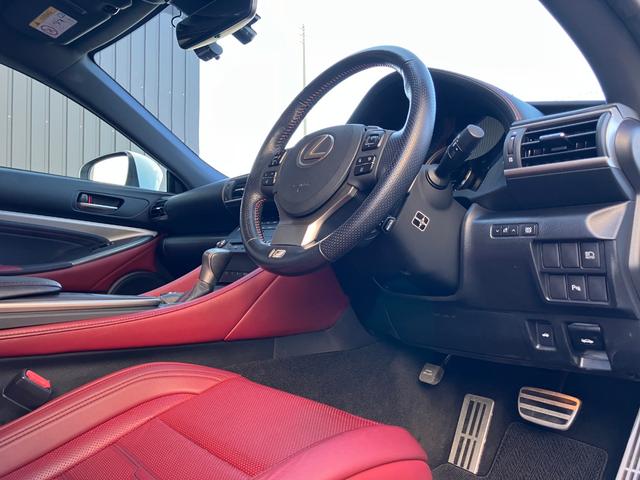 ＲＣ ＲＣ３５０　Ｆスポーツ　ＴＲＤマフラー＆ディフューザー　★オプション装備車★ＴＲＤスポーツマフラー＆リヤディフューザー付★Ｆ　ＳＰＯＲＴ　専用オレンジブレーキキャリパー【フロント・リヤ／フロントＬＥＸＵＳロゴ】（8枚目）