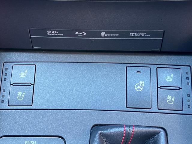 ＲＣ ＲＣ３５０　Ｆスポーツ　ＴＲＤマフラー＆ディフューザー　★オプション装備車★ＴＲＤスポーツマフラー＆リヤディフューザー付★Ｆ　ＳＰＯＲＴ　専用オレンジブレーキキャリパー【フロント・リヤ／フロントＬＥＸＵＳロゴ】（31枚目）