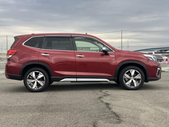 フォレスター アドバンス　４ＷＤ　本革シート　サンルーフ　★ダイヤトーンサウンド８インチビルトインナビＴＶ★Ｂｌｕｅ　ｔｏｏｔｈ★ＥＴＣ【ナビ連動式】★フロント・サイドビュー＆バックモニター★スマートリヤビューミラー付★ドライブレコーダー付（18枚目）