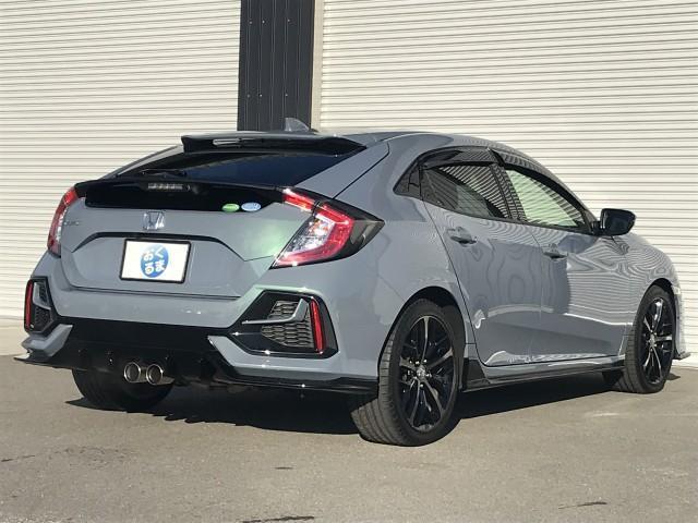 シビック ハッチバック ホンダセンシング トップロードサンルーフ ★トップロードサンルーフ【チルドアップ機能】★レザーインテリア★ホンダインターナビTV★DVD再生★Bluetooth★ETC2.0【ナビ連動式】★USBジャック★バックモニター(18枚目)