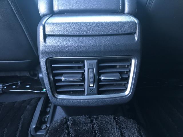 シビック ハッチバック ホンダセンシング トップロードサンルーフ ★トップロードサンルーフ【チルドアップ機能】★レザーインテリア★ホンダインターナビTV★DVD再生★Bluetooth★ETC2.0【ナビ連動式】★USBジャック★バックモニター(34枚目)