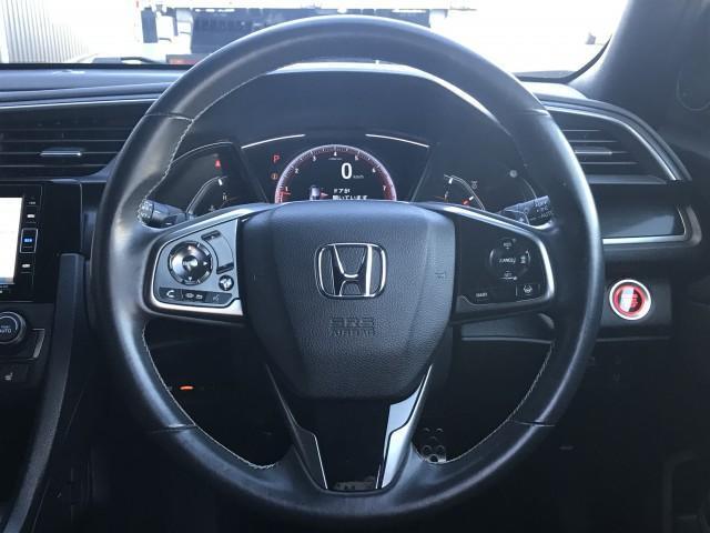 シビック ハッチバック ホンダセンシング トップロードサンルーフ ★トップロードサンルーフ【チルドアップ機能】★レザーインテリア★ホンダインターナビTV★DVD再生★Bluetooth★ETC2.0【ナビ連動式】★USBジャック★バックモニター(36枚目)