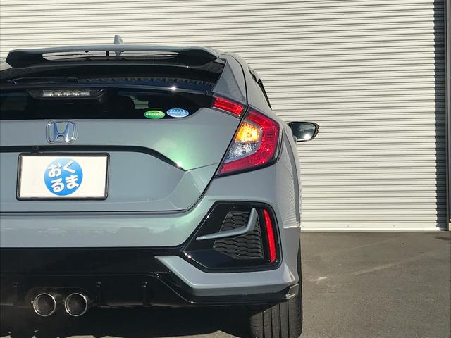 シビック ハッチバック ホンダセンシング トップロードサンルーフ ★トップロードサンルーフ【チルドアップ機能】★レザーインテリア★ホンダインターナビTV★DVD再生★Bluetooth★ETC2.0【ナビ連動式】★USBジャック★バックモニター(63枚目)