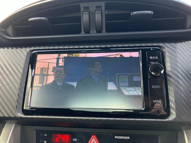 ８６ ＧＴリミテッド　　ＲＡＹＳ１８インチＡＷ　★純正ＳＤナビＴＶ★Ｂｌｕｅｔｏｏｔｈ★ＥＴＣ【ナビ連動式】★バックモニター★ＶＳＣ－ＴＲＣ★サイド・カーテンエアバック★革巻きステアリング★パドルシフト【６速】★クルーズコントロール★（36枚目）