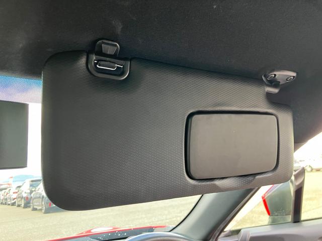 ８６ ＧＴリミテッド　　ＲＡＹＳ１８インチＡＷ　★純正ＳＤナビＴＶ★Ｂｌｕｅｔｏｏｔｈ★ＥＴＣ【ナビ連動式】★バックモニター★ＶＳＣ－ＴＲＣ★サイド・カーテンエアバック★革巻きステアリング★パドルシフト【６速】★クルーズコントロール★（42枚目）