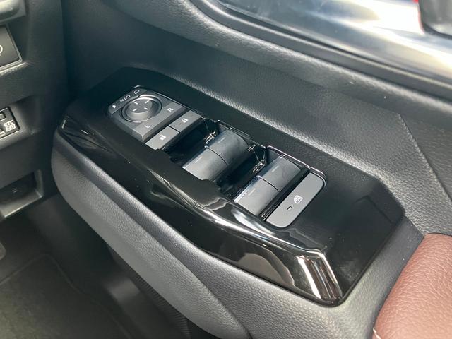 ランドクルーザー250 VXファーストエディション モデリスタPKG ★オプション装備車★モデリスタパッケージ【フロントバンパーガード・フロントアンダーカバー・リヤバンパーガーニッシュ】★モデリスタオーバーフェンダー付★モデリスタリヤバンパーステップガード付(53枚目)