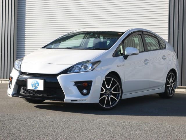 プリウス Sツーリングセレクション・G’s 専用18AW ★純正SDナビTV★Blue tooth★ビルトインETC★バックガイドモニター★G’s専用革巻きステアリングスイッチ付★G’s専用スポーツシート★スマートキー・プッシュスタート(14枚目)