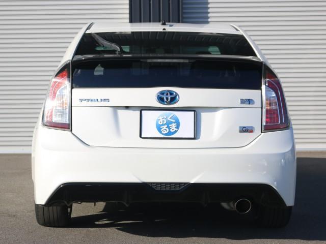 プリウス Sツーリングセレクション・G’s 専用18AW ★純正SDナビTV★Blue tooth★ビルトインETC★バックガイドモニター★G’s専用革巻きステアリングスイッチ付★G’s専用スポーツシート★スマートキー・プッシュスタート(17枚目)