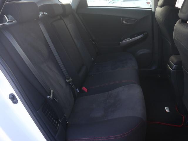 プリウス Sツーリングセレクション・G’s 専用18AW ★純正SDナビTV★Blue tooth★ビルトインETC★バックガイドモニター★G’s専用革巻きステアリングスイッチ付★G’s専用スポーツシート★スマートキー・プッシュスタート(25枚目)