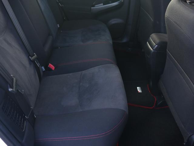 プリウス Sツーリングセレクション・G’s 専用18AW ★純正SDナビTV★Blue tooth★ビルトインETC★バックガイドモニター★G’s専用革巻きステアリングスイッチ付★G’s専用スポーツシート★スマートキー・プッシュスタート(26枚目)