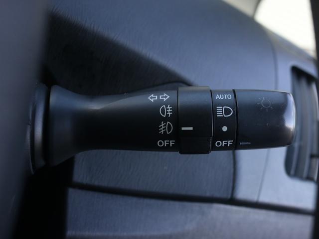 プリウス Sツーリングセレクション・G’s 専用18AW ★純正SDナビTV★Blue tooth★ビルトインETC★バックガイドモニター★G’s専用革巻きステアリングスイッチ付★G’s専用スポーツシート★スマートキー・プッシュスタート(37枚目)