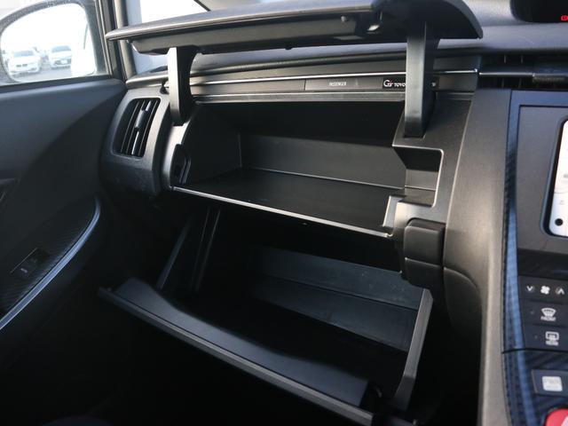 プリウス Sツーリングセレクション・G’s 専用18AW ★純正SDナビTV★Blue tooth★ビルトインETC★バックガイドモニター★G’s専用革巻きステアリングスイッチ付★G’s専用スポーツシート★スマートキー・プッシュスタート(47枚目)