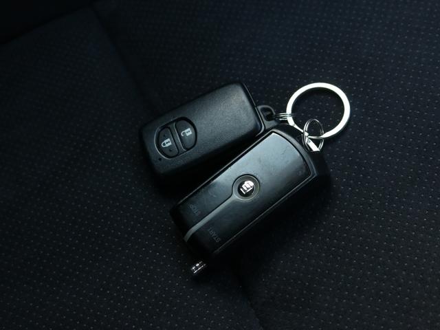 プリウス Sツーリングセレクション・G’s 専用18AW ★純正SDナビTV★Blue tooth★ビルトインETC★バックガイドモニター★G’s専用革巻きステアリングスイッチ付★G’s専用スポーツシート★スマートキー・プッシュスタート(49枚目)