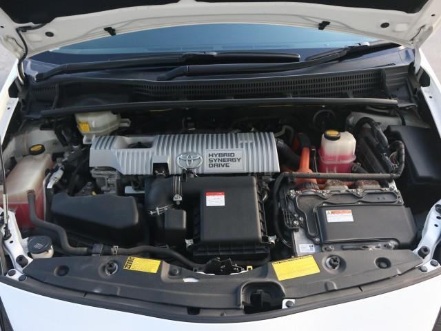 プリウス Sツーリングセレクション・G’s 専用18AW ★純正SDナビTV★Blue tooth★ビルトインETC★バックガイドモニター★G’s専用革巻きステアリングスイッチ付★G’s専用スポーツシート★スマートキー・プッシュスタート(67枚目)