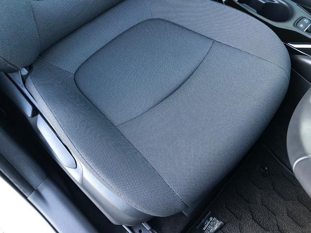 カローラ ハイブリッド S 寒冷地仕様 セーフティセンス BSM ★オプション装備車★純正ディスプレイオーディオナビTV★CD/DVDプレーヤー付★Blue tooth★Miracast【スマホ画面表示機能付】★2.1Aポート★ビルトインETC(23枚目)