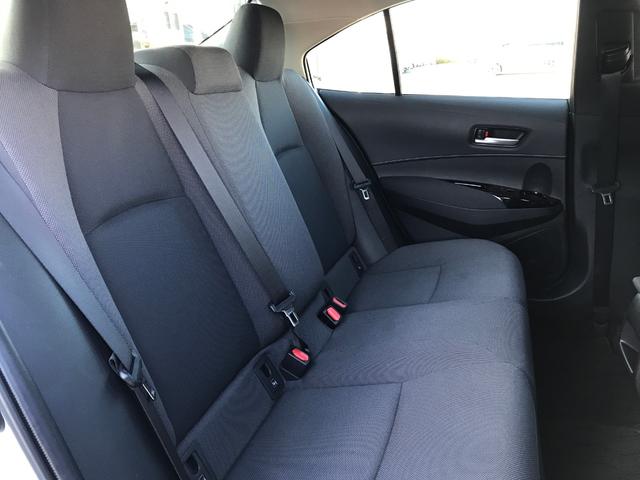 カローラ ハイブリッド S 寒冷地仕様 セーフティセンス BSM ★オプション装備車★純正ディスプレイオーディオナビTV★CD/DVDプレーヤー付★Blue tooth★Miracast【スマホ画面表示機能付】★2.1Aポート★ビルトインETC(27枚目)