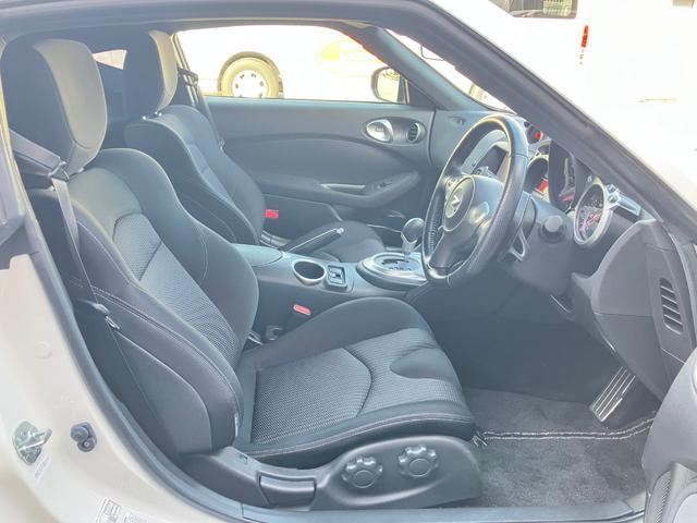 フェアレディZ ベースグレード カーウィングスHDDナビゲーション/フルセグTV/バックモニター/キセノンヘッドライト/Buluetoothオーディオ/CD・DVD再生可/ビルトインETC/インテリジェントキー(22枚目)