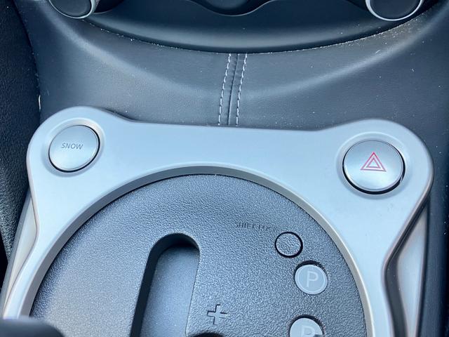 フェアレディZ ベースグレード カーウィングスHDDナビゲーション/フルセグTV/バックモニター/キセノンヘッドライト/Buluetoothオーディオ/CD・DVD再生可/ビルトインETC/インテリジェントキー(30枚目)