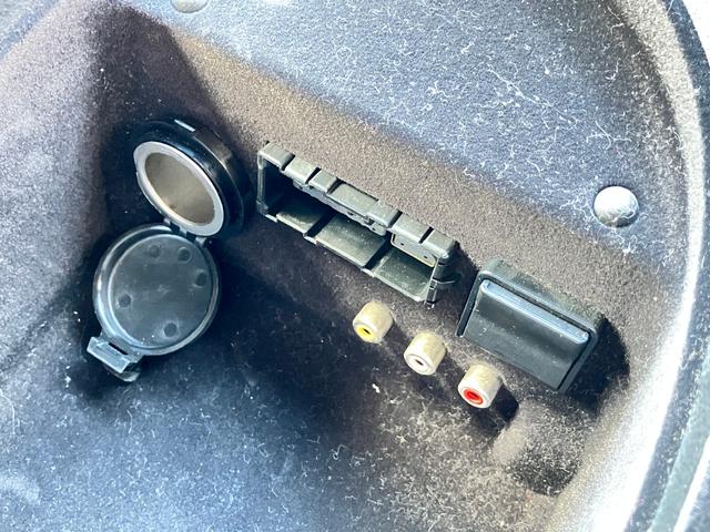 フェアレディZ ベースグレード カーウィングスHDDナビゲーション/フルセグTV/バックモニター/キセノンヘッドライト/Buluetoothオーディオ/CD・DVD再生可/ビルトインETC/インテリジェントキー(45枚目)