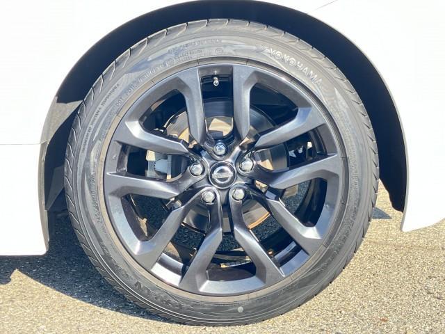 フェアレディZ ベースグレード カーウィングスHDDナビゲーション/フルセグTV/バックモニター/キセノンヘッドライト/Buluetoothオーディオ/CD・DVD再生可/ビルトインETC/インテリジェントキー(67枚目)