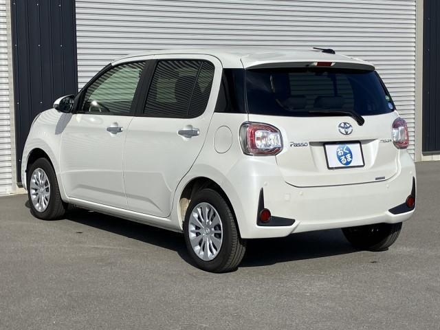 パッソ モーダ　チャーム　特別仕様車　スマートアシストＩＩＩ　★特別仕様車★パールホワイトＩＩＩボディカラー★スーパーＵＶカットパッケージ★パノラミックビュー対応ナビレディパッケージ★ＳＤナビＴＶ★Ｂｌｕｅｔｏｏｔｈ★ビルトインＥＴＣ（16枚目）