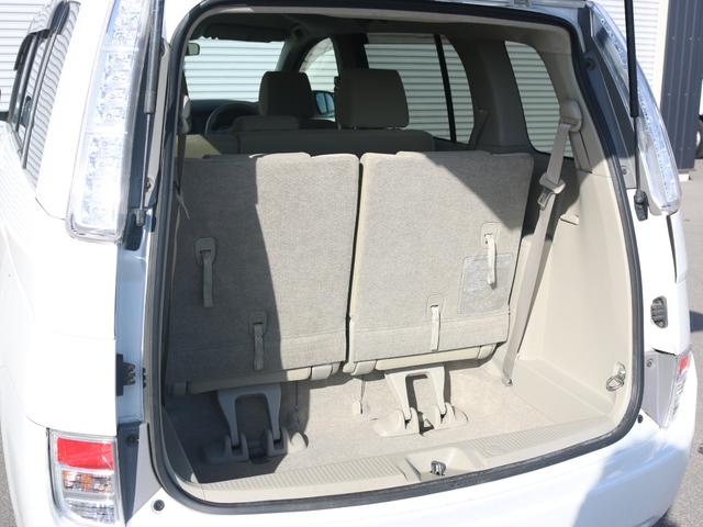 アイシス Ｌ　プッシュスタート　３列シート７人乗り　★純正ナビＴＶ★Ｂｌｕｅ　ｔｏｏｔｈ★ＤＶＤ再生付★ビルトインＥＴＣ★バックガイドモニター★スマートキー・プッシュスタート★電動格納式リモコンドアミラー（50枚目）