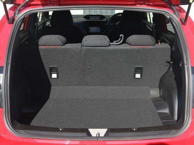 インプレッサスポーツ ＳＴＩスポーツ　４ＷＤ　ＳＴＩエアロ・マフラー付　★オプション装備車★ＳＴＩエアロパーツ【フロント・サイド・アンダースポイラー・リヤゲートスポイラー】付★ＳＴＩパフォーマンスマフラー＆ガーニッシュキット付（45枚目）