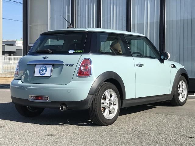 ＭＩＮＩ ワン　【保証付】アイスブルー　シートカバー付き　ＥＴＣ　★ボディ色【アイスブルー】★社外シートカバー★純正ＣＤプレーヤー★プッシュスタート★ＥＴＣ★前後ドライブレコーダー★純正１５インチアルミホイール★フロントフォグランプ付き（18枚目）