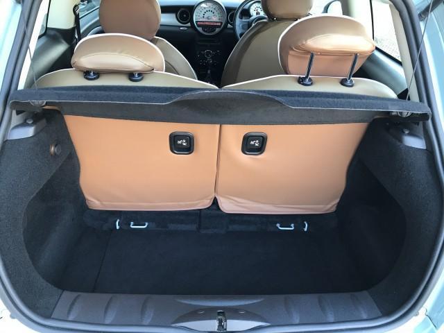 ＭＩＮＩ ワン　【保証付】アイスブルー　シートカバー付き　ＥＴＣ　★ボディ色【アイスブルー】★社外シートカバー★純正ＣＤプレーヤー★プッシュスタート★ＥＴＣ★前後ドライブレコーダー★純正１５インチアルミホイール★フロントフォグランプ付き（43枚目）