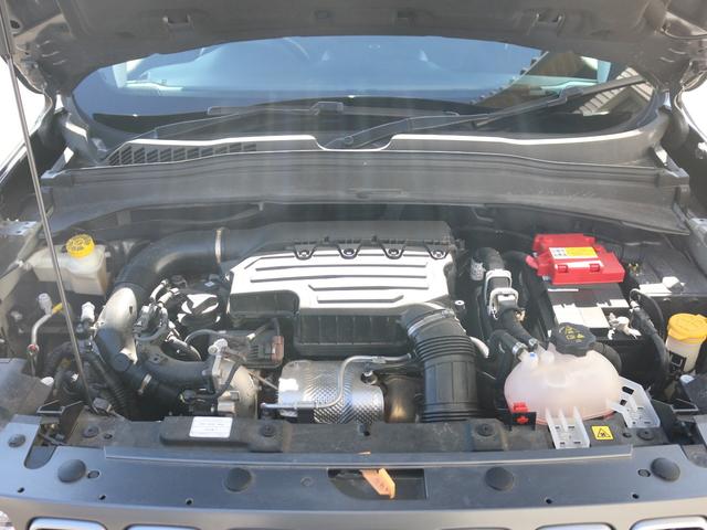 ジープ・レネゲード リミテッド　アダクティブクルーズコントロール　★ボディカラー（グラファイトグレー）★アダクティブクルーズコントロール★ブラインドスポットモニター★衝突軽減ブレーキ★レーンキープアシスト★リアパークアシスト★クリアランスソナー（68枚目）